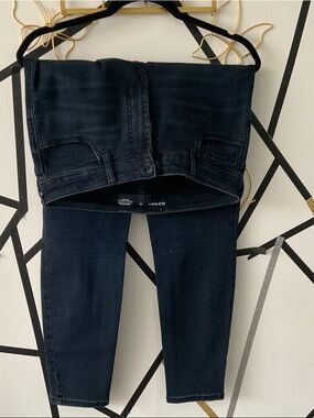 Old Navy Women's Black-Blue Skinny Jeans